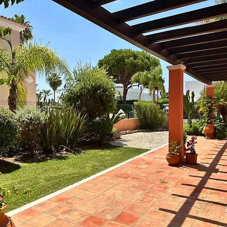 Laguna Com Piscina Privativa Em Vilamoura Villa *