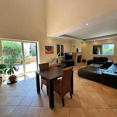 Laguna Com Piscina Privativa Em Vilamoura * Quarteira