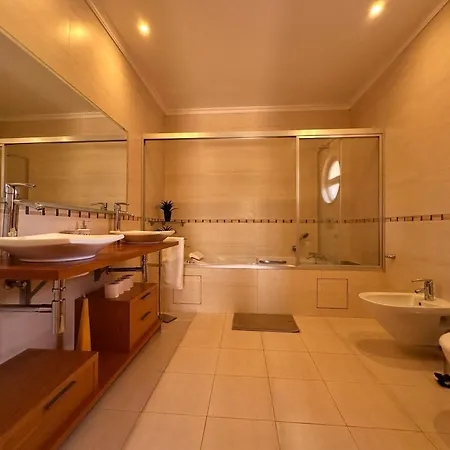 Villa Laguna Com Piscina Privativa Em Vilamoura *